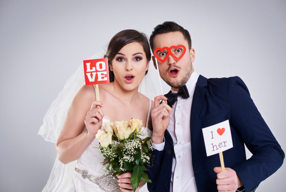 Poszukiwania profesjonalnego kamerzysty na ślub i wesele krok po kroku